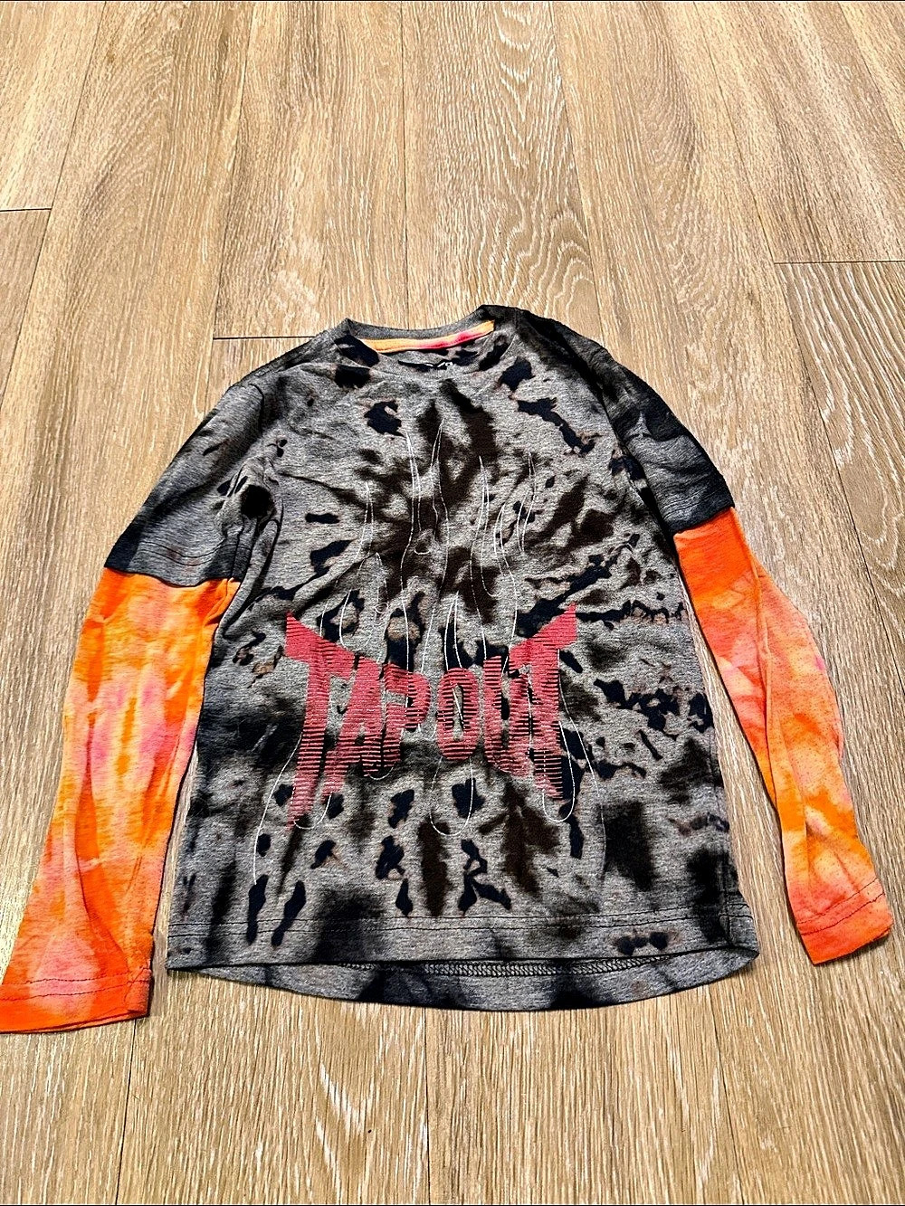 Tapout Boys Long Sleeve Graphic Tee Size 8